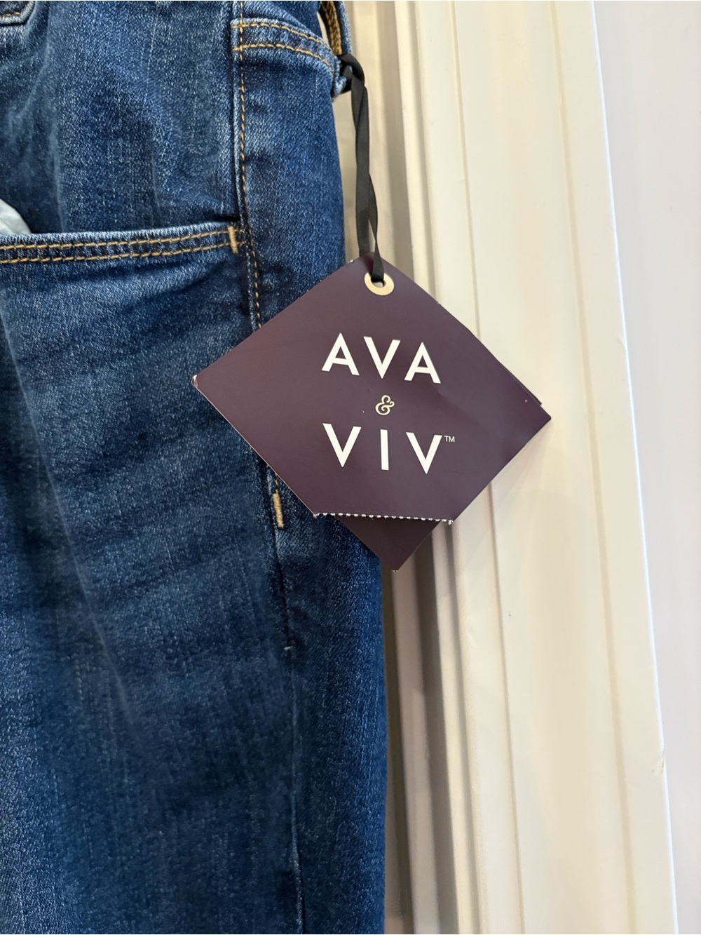 Ava & Viv Size 22 Flare Jeans Plus Size Stretch Dark Wash Denim Wide Leg - Picture 2 of 4
